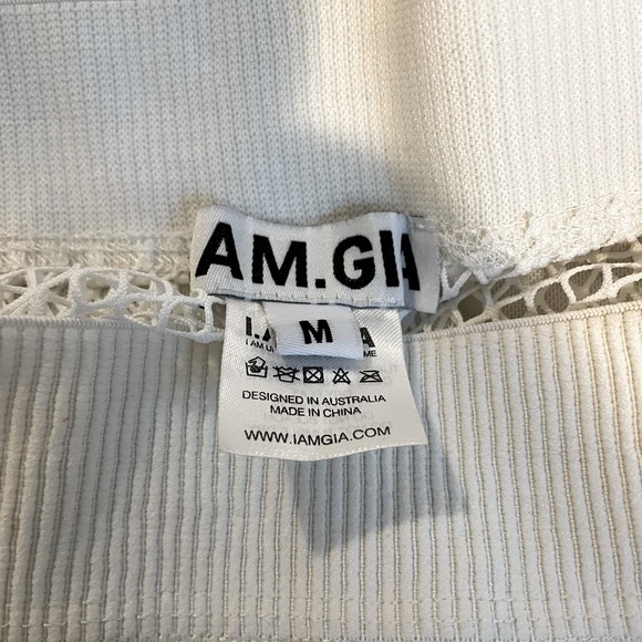 I.AM.GIA - Picture 3 of 3